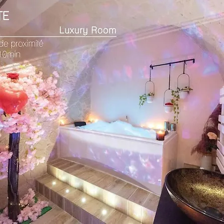Avec 2 Jacuzzi Balneo, Parking *